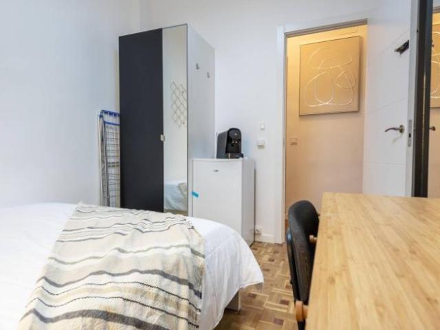 Shared Living/Roommate 6 Dormitorio Madrid Madrid ES100233513