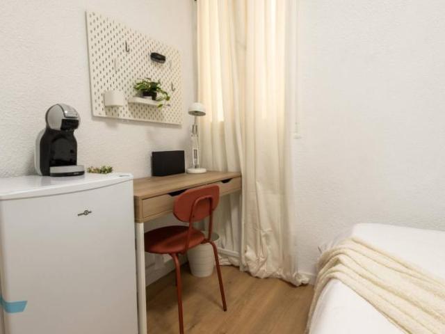 Shared Living/Roommate 6 Dormitorio Madrid Madrid ES100233276
