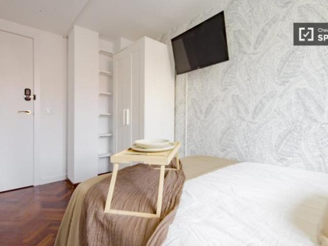 Shared Living/Roommate 6 Dormitorio Madrid Madrid ES101481374