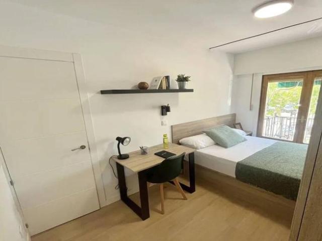 Shared Living/Roommate 6 Dormitorio Madrid Madrid ES101735356