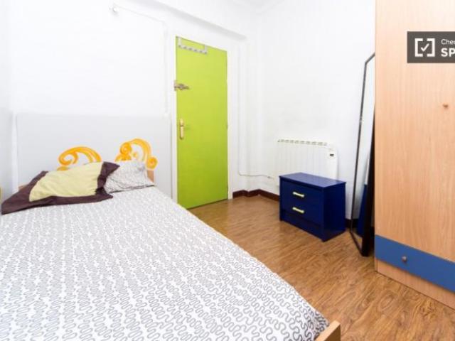 Shared Living/Roommate 6 Dormitorio Madrid Madrid ES101735367