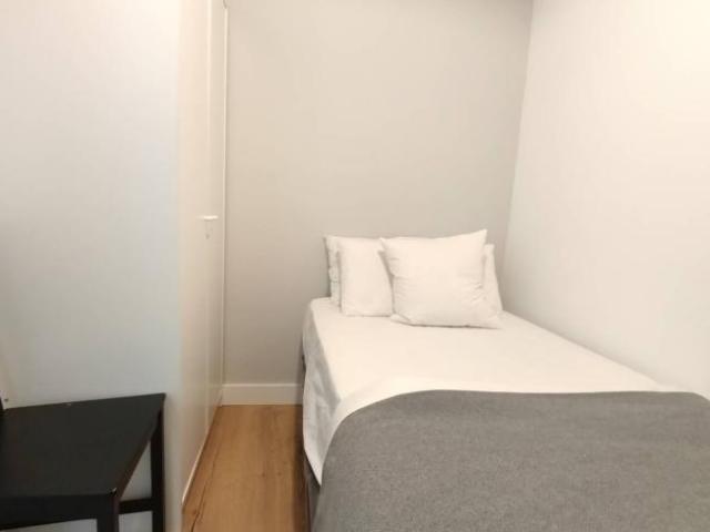 Shared Living/Roommate 6 Dormitorio Madrid Madrid ES101761559