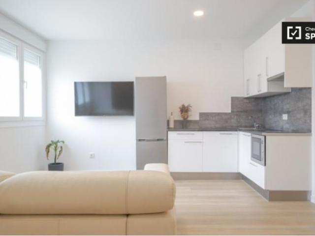 Shared Living/Roommate 6 Dormitorio Madrid Madrid ES101770832