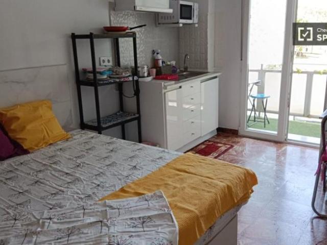 Shared Living/Roommate 6 Dormitorio Madrid Madrid ES101771510