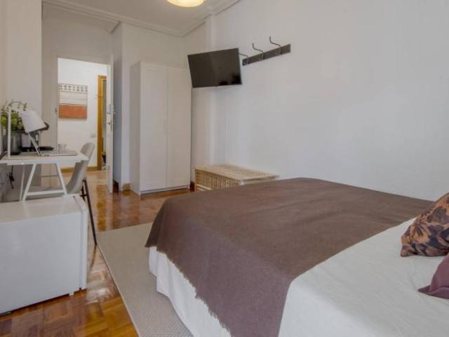 Shared Living/Roommate 6 Dormitorio Madrid Madrid ES101776240