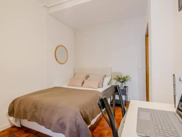 Shared Living/Roommate 6 Dormitorio Madrid Madrid ES101812720