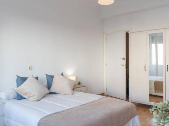 Shared Living/Roommate 6 Dormitorio Madrid Madrid ES101813871