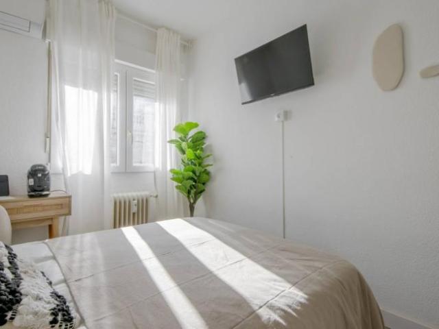 Shared Living/Roommate 6 Dormitorio Madrid Madrid ES101813102