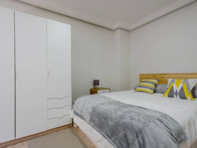 Shared Living/Roommate 6 Dormitorio Madrid Madrid ES101813364