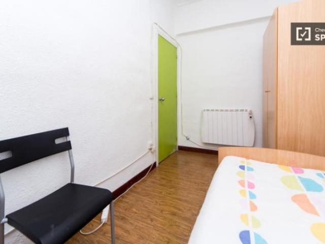 Shared Living/Roommate 6 Dormitorio Madrid Madrid ES101816468