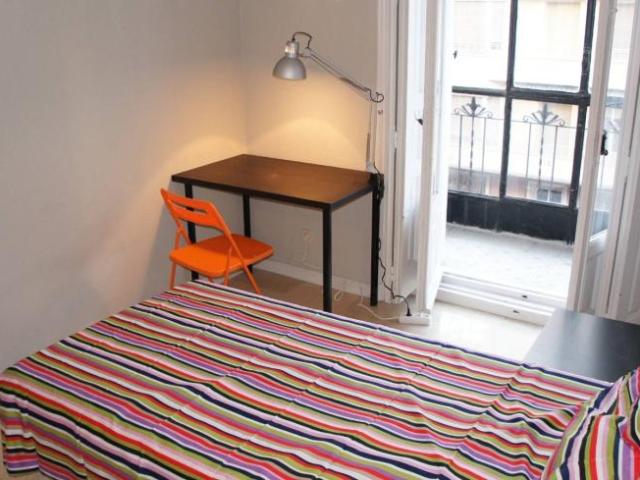 Shared Living/Roommate 6 Dormitorio Madrid Madrid ES101816787