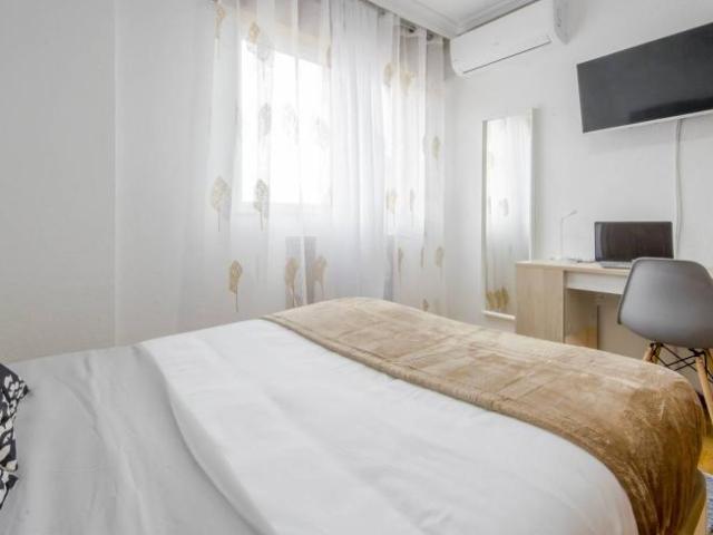 Shared Living/Roommate 6 Dormitorio Madrid Madrid ES101816088
