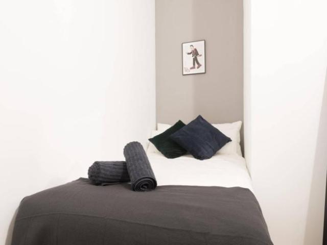 Shared Living/Roommate 6 Dormitorio Madrid Madrid ES101818866