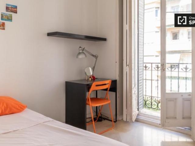 Shared Living/Roommate 6 Dormitorio Madrid Madrid ES101840174