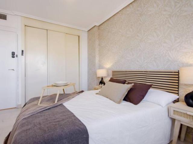 Shared Living/Roommate 6 Dormitorio Madrid Madrid ES102663708