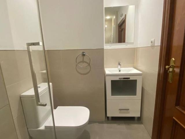 Shared Living/Roommate 6 Dormitorio Madrid Madrid ES102115280