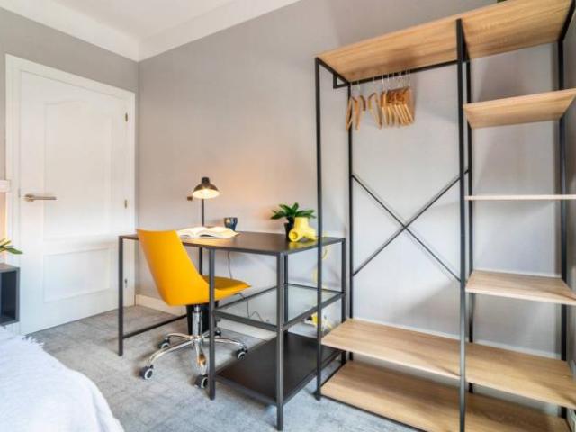 Shared Living/Roommate 6 Dormitorio Madrid Madrid ES102146714