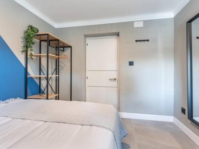 Shared Living/Roommate 6 Dormitorio Madrid Madrid ES102206985