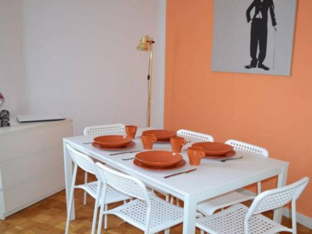 Shared Living/Roommate 6 Dormitorio Madrid Madrid ES103657566