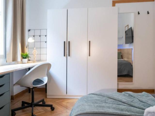 Shared Living/Roommate 6 Dormitorio Madrid Madrid ES103657740
