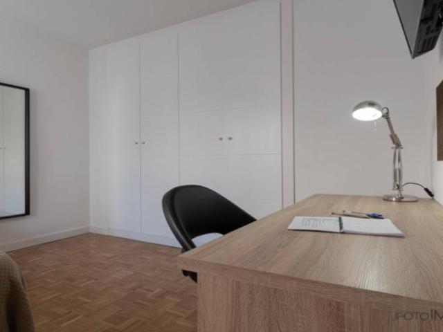 Shared Living/Roommate 6 Dormitorio Madrid Madrid ES103658121