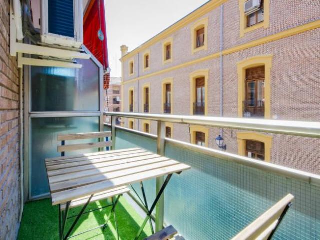 Shared Living/Roommate 6 Dormitorio Madrid Madrid ES103697191