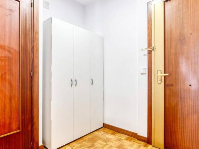 Shared Living/Roommate 6 Dormitorio Madrid Madrid ES103371651