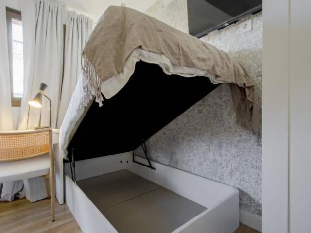 Shared Living/Roommate 6 Dormitorio Madrid Madrid ES104845324