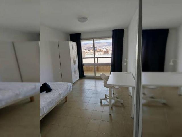 Shared Living/Roommate 6 Dormitorio Almeria Almeria ES90642025