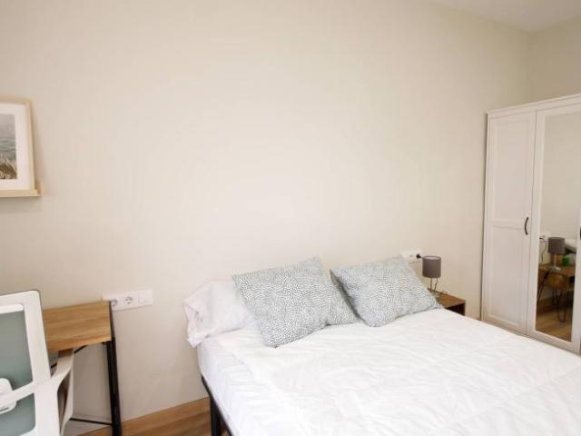 Shared Living/Roommate 6 Dormitorio Barcelona Barcelona ELS99522678