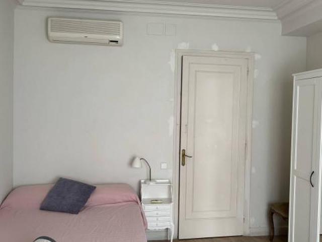 Shared Living/Roommate 6 Dormitorio Barcelona Barcelona ES79863075