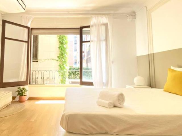 Shared Living/Roommate 6 Dormitorio Barcelona Barcelona ES92627575