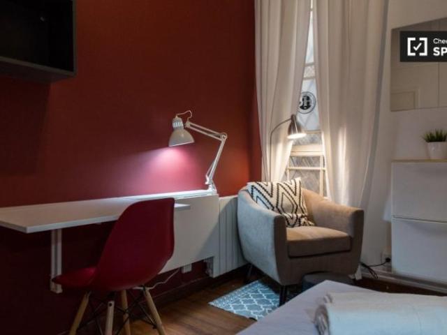Shared Living/Roommate 6 Dormitorio Barcelona Barcelona ES94212191