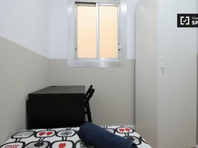 Shared Living/Roommate 6 Dormitorio Barcelona Barcelona ES100874768