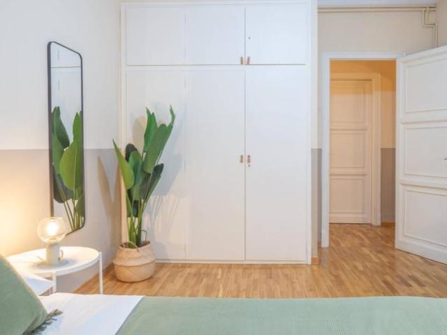 Shared Living/Roommate 6 Dormitorio Barcelona Barcelona ES101694560