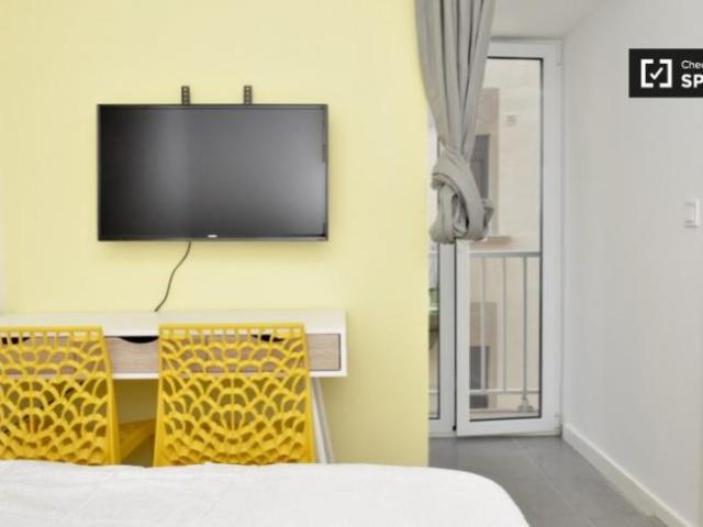 Shared Living/Roommate 6 Dormitorio Barcelona Barcelona ES101771012