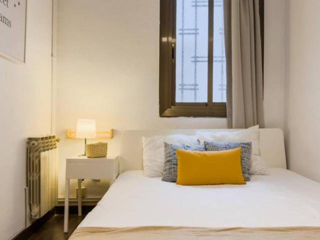 Shared Living/Roommate 6 Dormitorio Barcelona Barcelona ES101772044