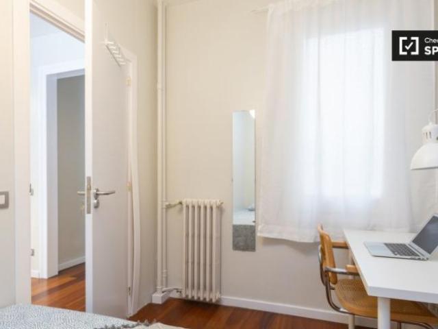 Shared Living/Roommate 6 Dormitorio Barcelona Barcelona ES101794113