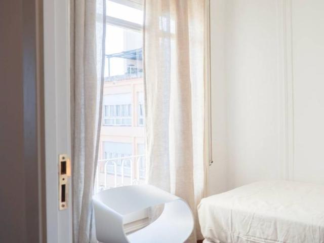 Shared Living/Roommate 6 Dormitorio Barcelona Barcelona ES101817908