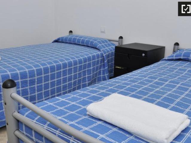 Shared Living/Roommate 6 Dormitorio Barcelona Barcelona ES101820768