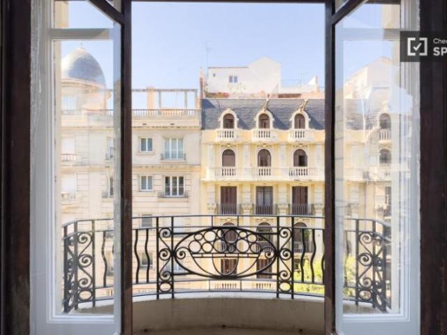 Shared Living/Roommate 6 Dormitorio Barcelona Barcelona ES101834541