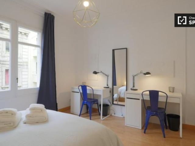 Shared Living/Roommate 6 Dormitorio Barcelona Barcelona ES101991583