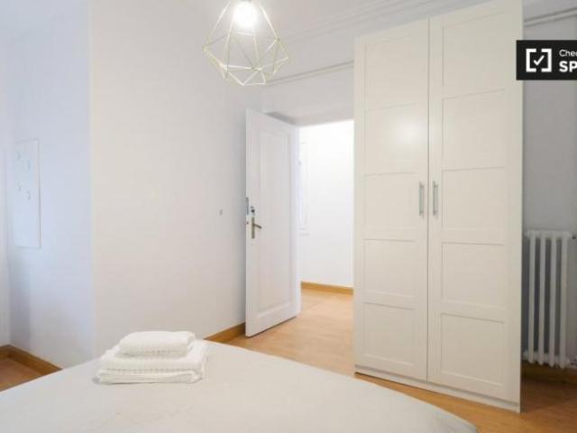 Shared Living/Roommate 6 Dormitorio Barcelona Barcelona ES101993324