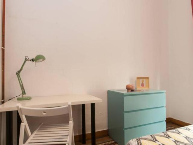 Shared Living/Roommate 6 Dormitorio Barcelona Barcelona ES101021471