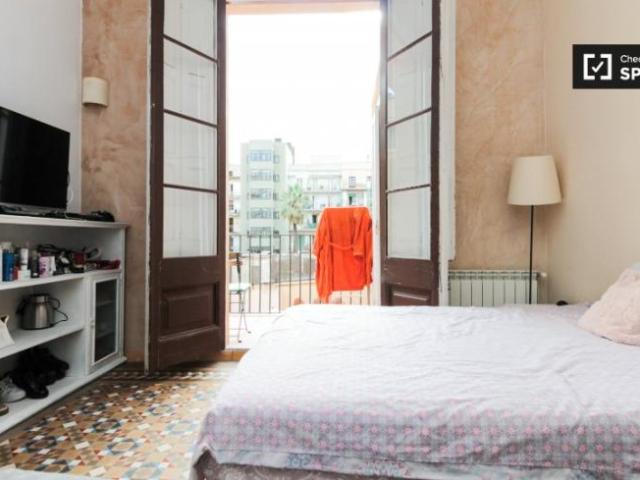 Shared Living/Roommate 6 Dormitorio Barcelona Barcelona ES102705215
