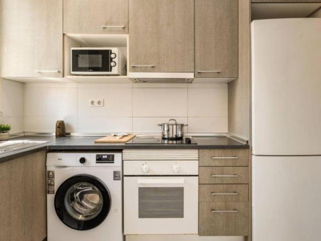 Shared Living/Roommate 6 Dormitorio Barcelona Barcelona ES103245014