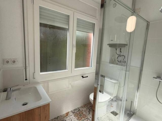 Shared Living/Roommate 6 Dormitorio Barcelona Barcelona ES103325881