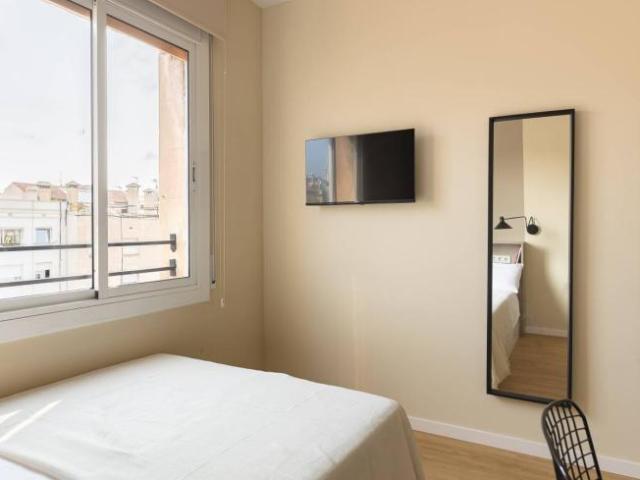 Shared Living/Roommate 6 Dormitorio Barcelona Barcelona ES104071758