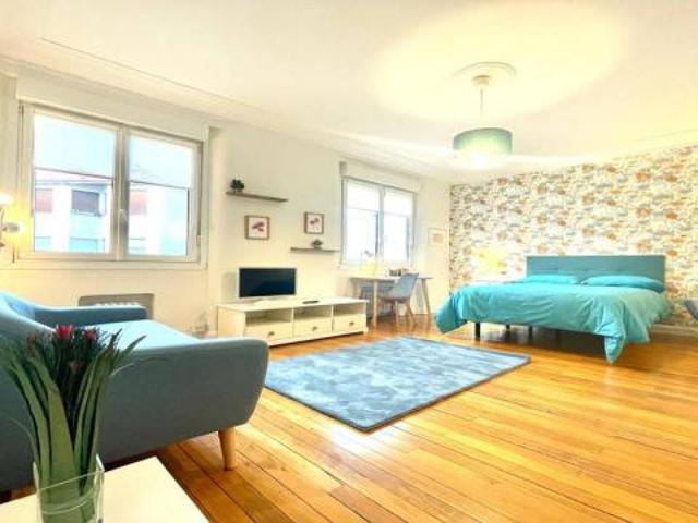 Shared Living/Roommate 6 Dormitorio Bilbao Bilbao ES80957668