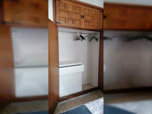 Shared Living/Roommate 6 Dormitorio Cordoba Cordoba ELS81082334
